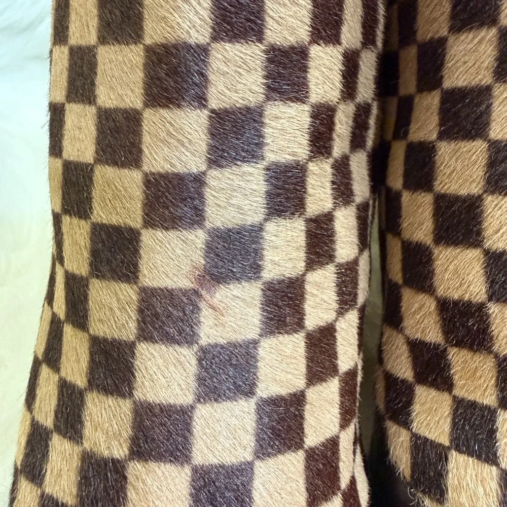 Louis Vuitton Black and Brown Checkered Heeled Boots - Picture 7 of 13
